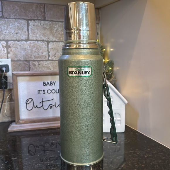 SOLD Vintage Stanley Aladdin thermos flask No A- 944DH Quart - Picture 13 of 13